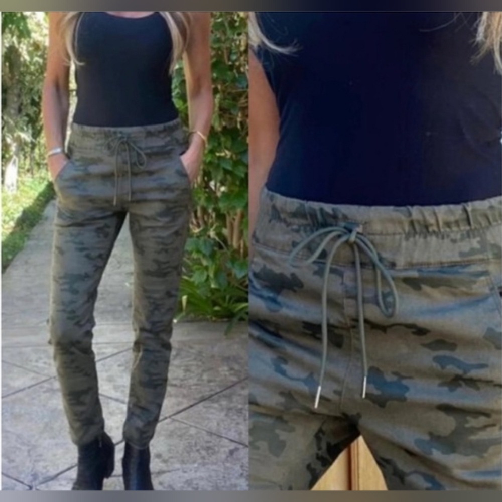 BEVY FLOG Green Camo Jogger Pants Size 24 Like New Stretchy
